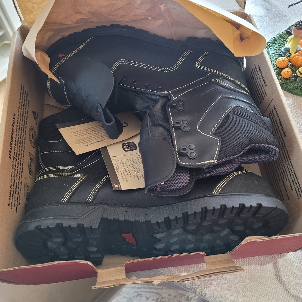 Boots. Work . Metatarsal. Size 11 w. Black